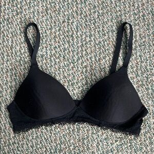 Warner's Black Bra Smooth Molded Cups